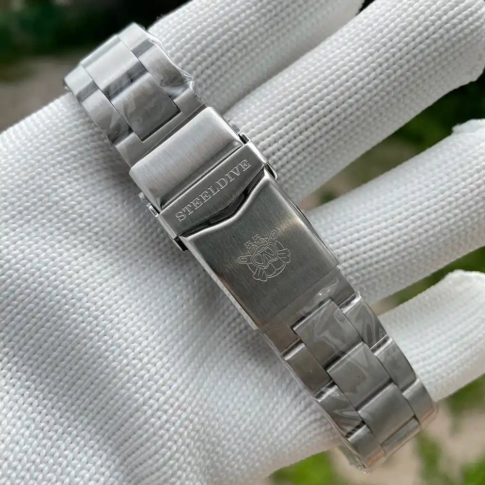 Relogio Automatico Masculino Great Wave Silver Green no fundo