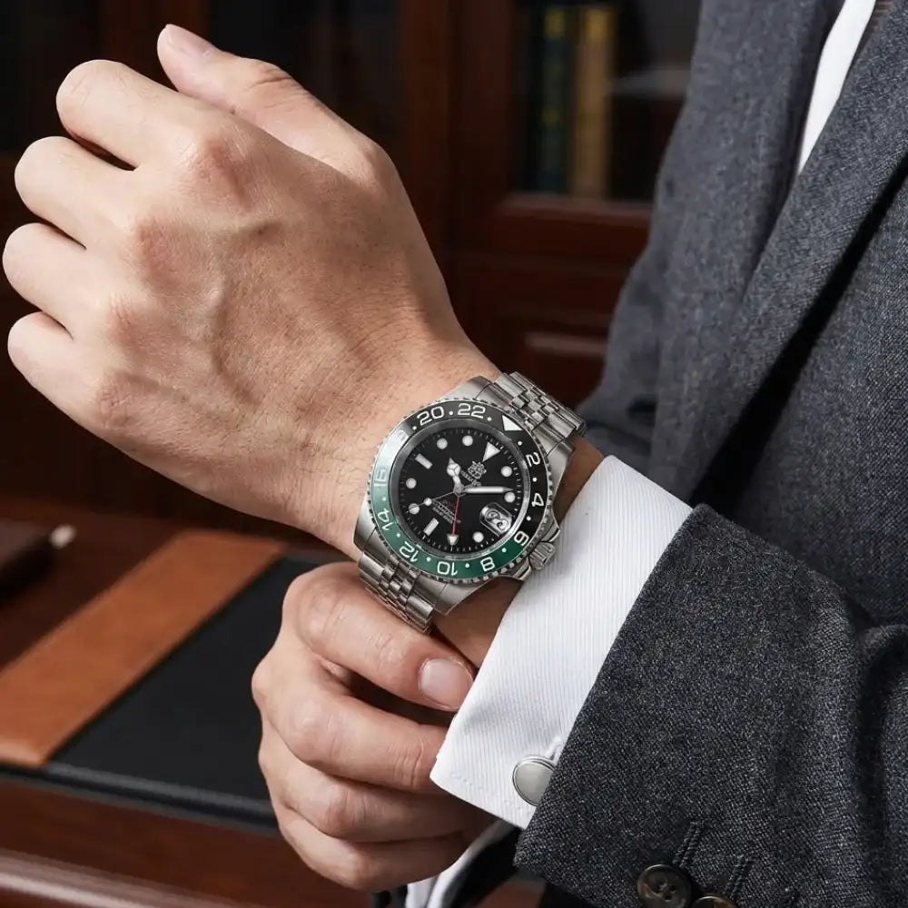 Relogio Mecanico Masculino GMT Watch V2 Black Green no pulso