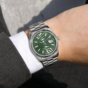 Relogio Mecanico Masculino Silver Emerald Leaf no pulso 6