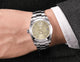 Relogio Mecanico Masculino Silver Gold Midnight Explorer no pulso
